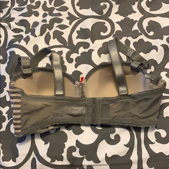 BLUSH Stripped Convertible Bra - Picture 2 of 2